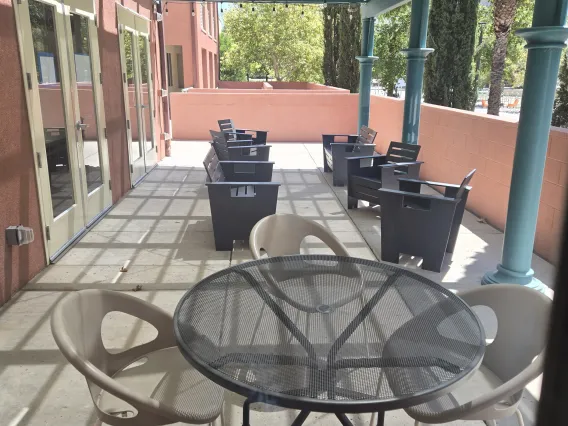 La Aldea patio